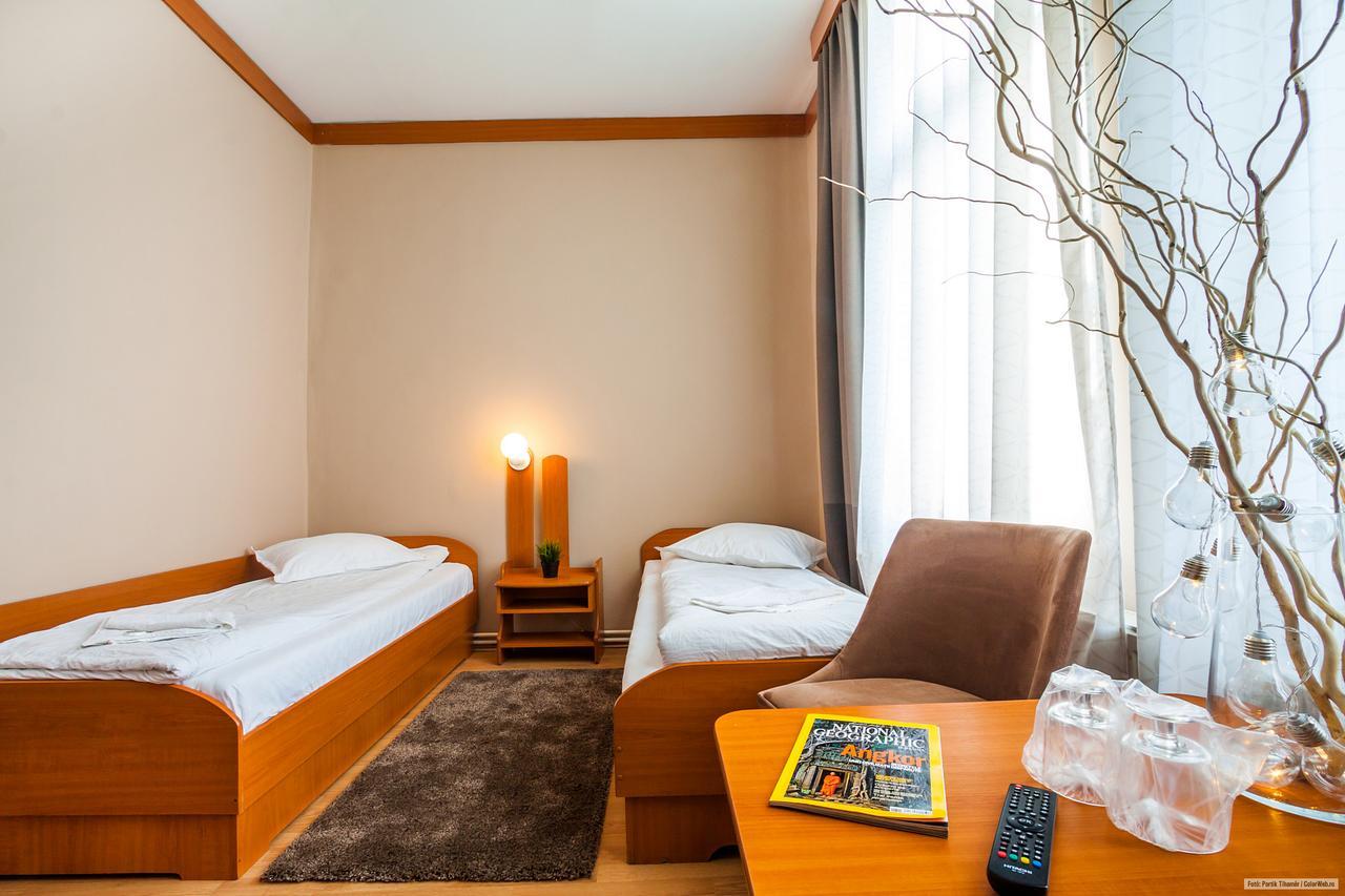 Szilagyi Hotel&Restaurant 게오르게니 외부 사진